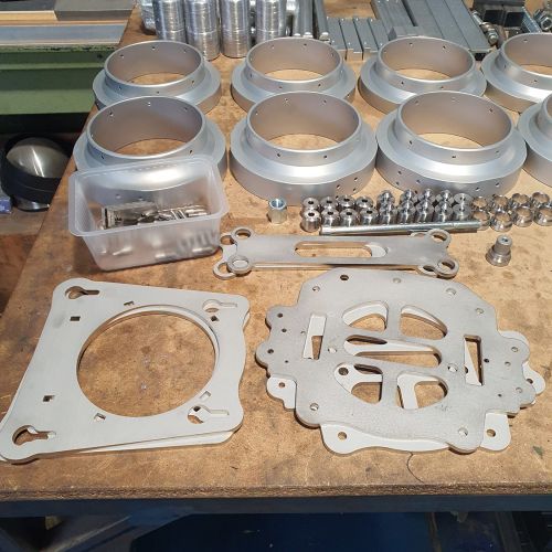 Imagen de piezas desmontadas para montaje de ingeniería